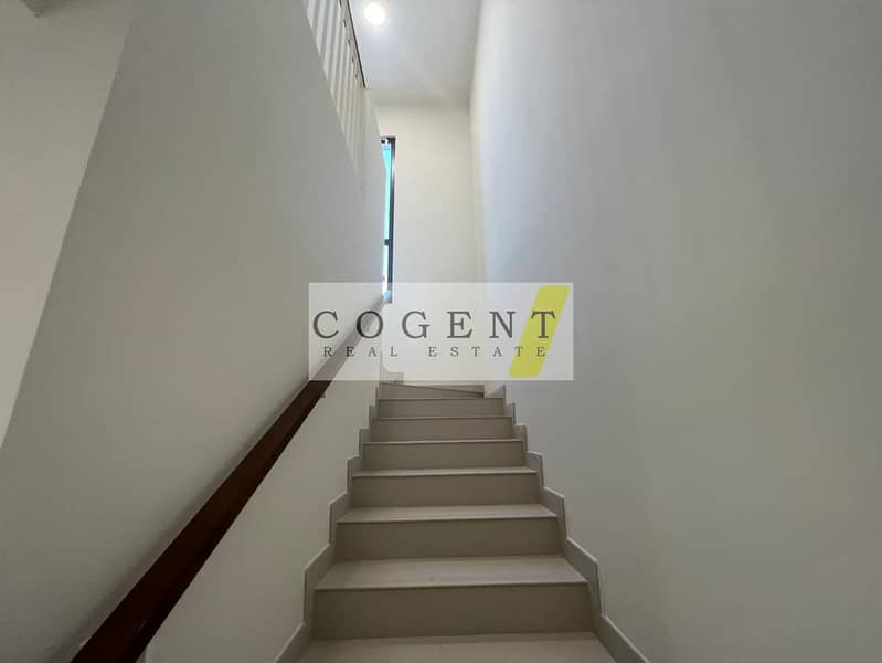 Walk From Grocery Store | Vacant End Jan | Hot Deal - Image 14