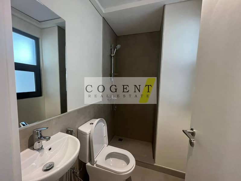 Walk From Grocery Store | Vacant End Jan | Hot Deal - Image 17