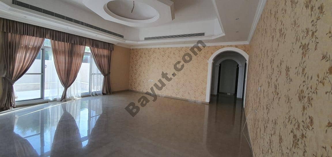 spacious 5 bed room villa for rent in al warqa 4 very nice with covered parking