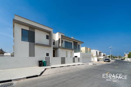7 Bedroom Villa for Sale in Al Furjan, Dubai - Massive Villa | Private Pool | Hilltop