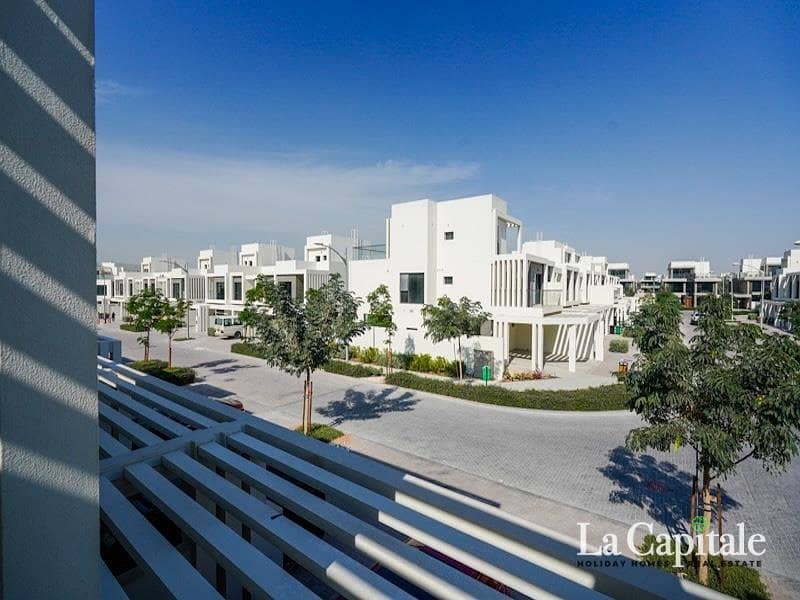 Single Row | Brand New | Ready to Move In - Image 15