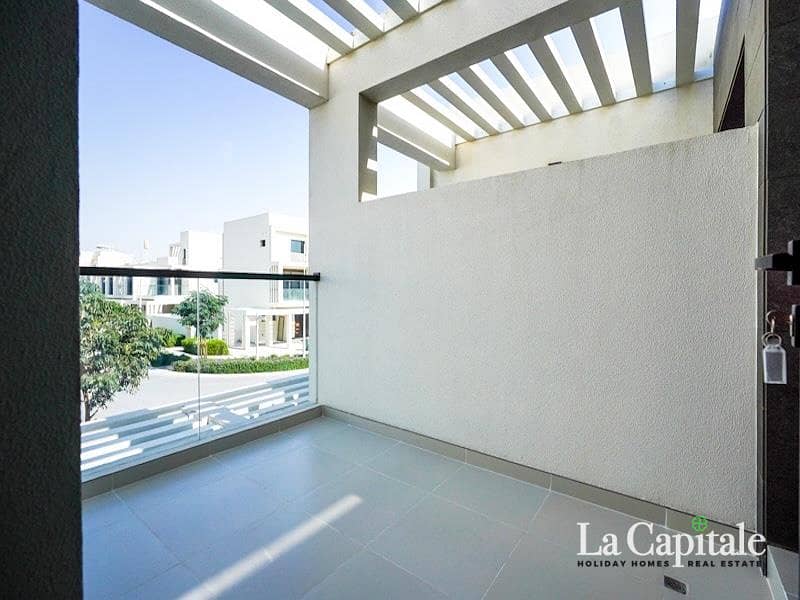 Single Row | Brand New | Ready to Move In - Image 16