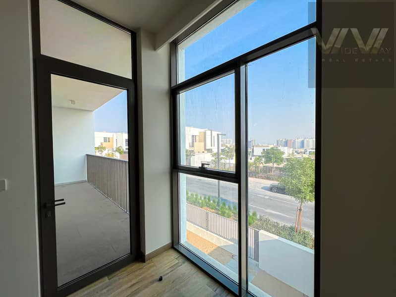 Maid & Driver Room | Private Pool | Landscaped Brand New | Single Row | Prime Location - Image 16