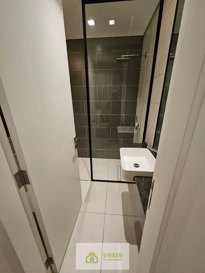 Fully Furnished 2 BR | High Floor Open views - Image 8