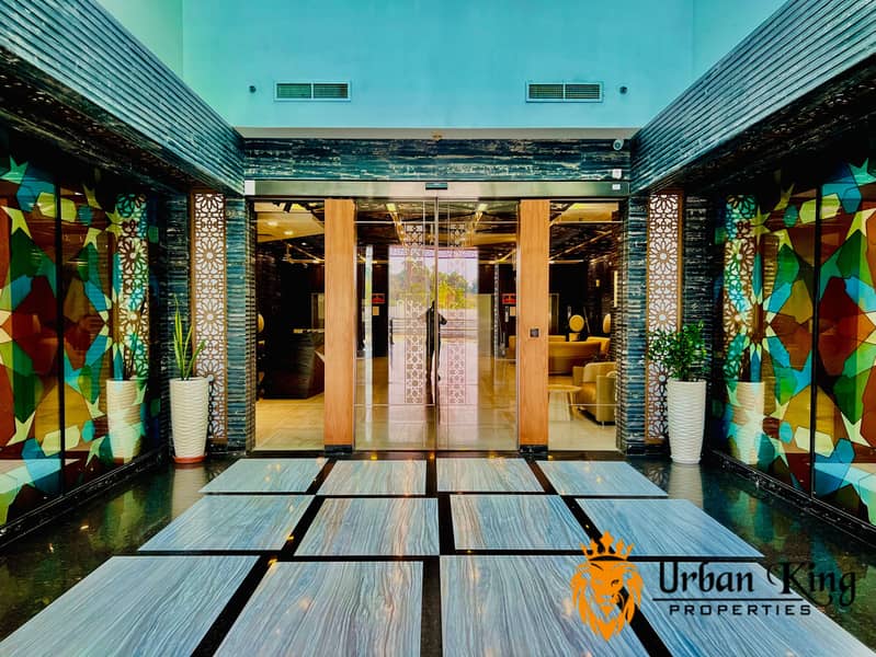 LIKE NEW 1BHK / CLOSE KITCHEN / HUGE LAYOUT