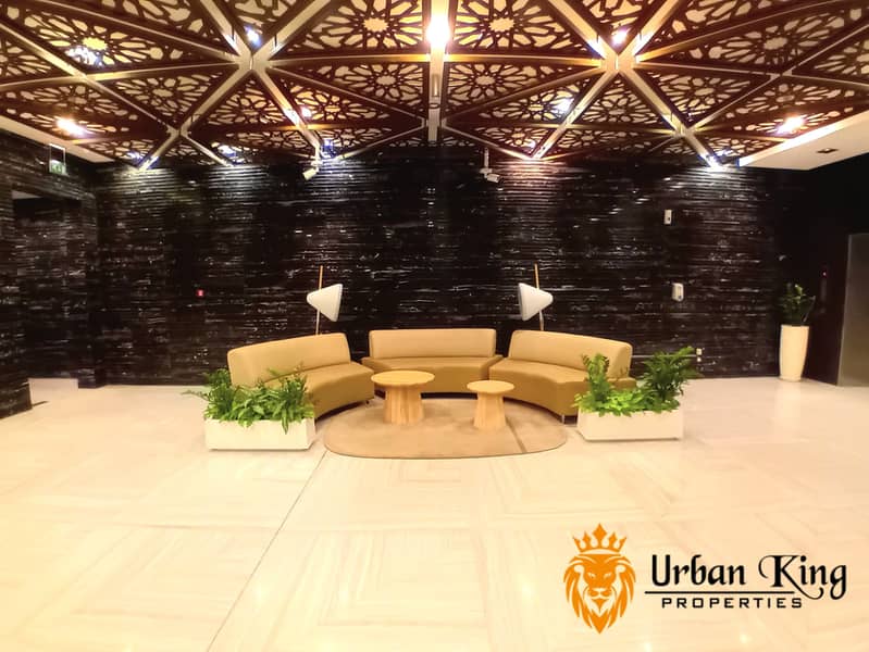 LIKE NEW 1BHK / CLOSE KITCHEN / HUGE LAYOUT