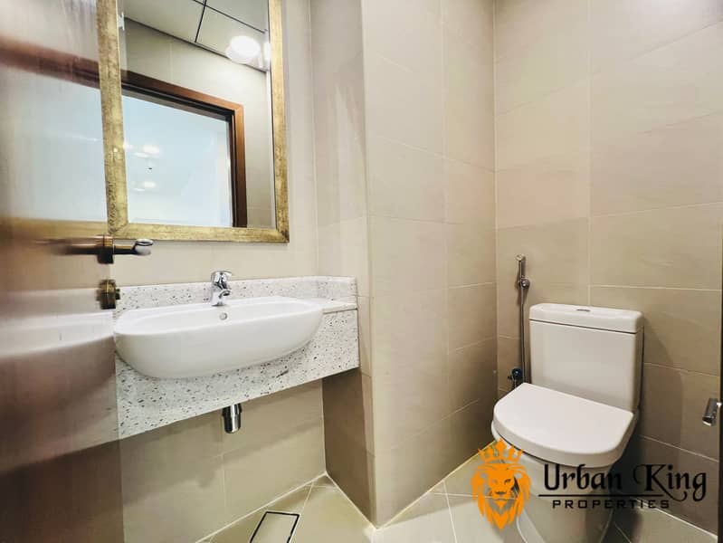 LIKE NEW 1BHK / CLOSE KITCHEN / HUGE LAYOUT - Image 8