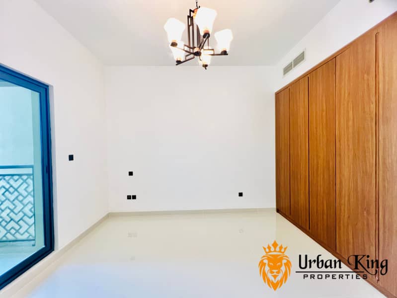 LIKE NEW 1BHK / CLOSE KITCHEN / HUGE LAYOUT - Image 14