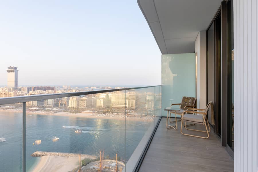 Chic 1BR Sea View – Palace Beach Residence 2