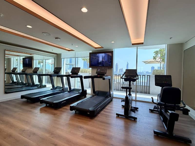 Chic 1BR Sea View – Palace Beach Residence 2