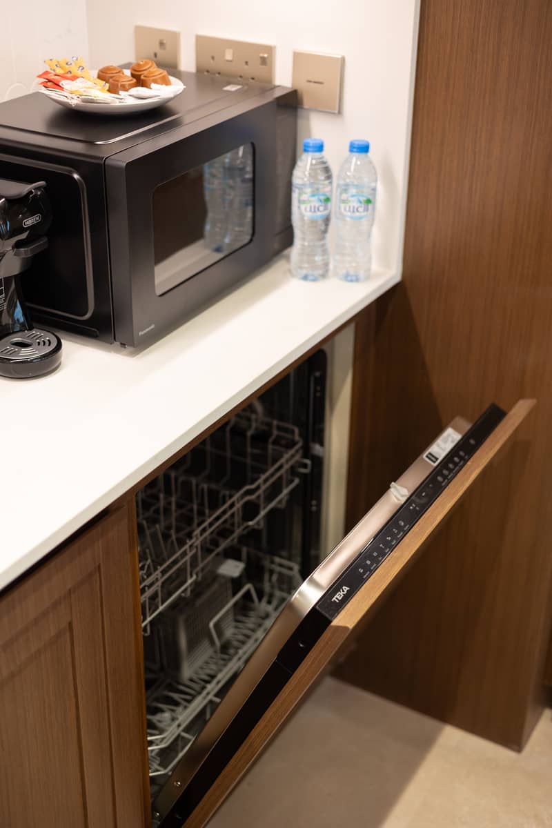 Chic 1BR Sea View – Palace Beach Residence 2 - Image 23