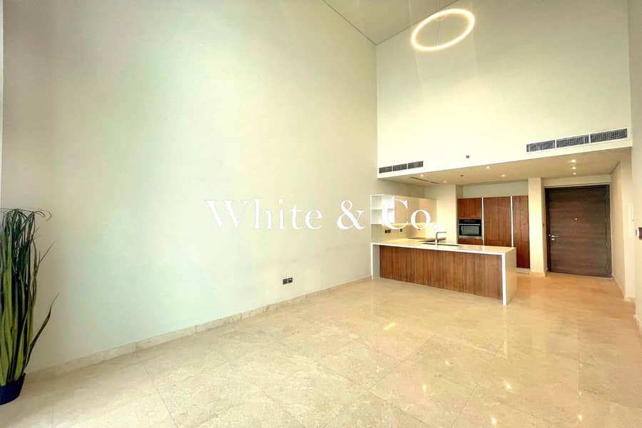 Sea View|Floor to Ceiling Windows |Vacant