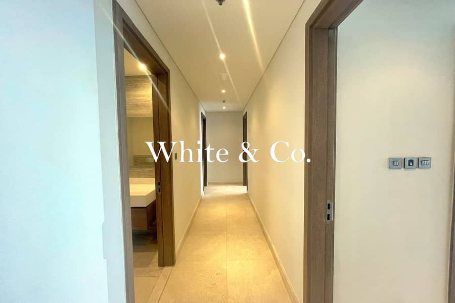 Sea View|Floor to Ceiling Windows |Vacant - Image 11