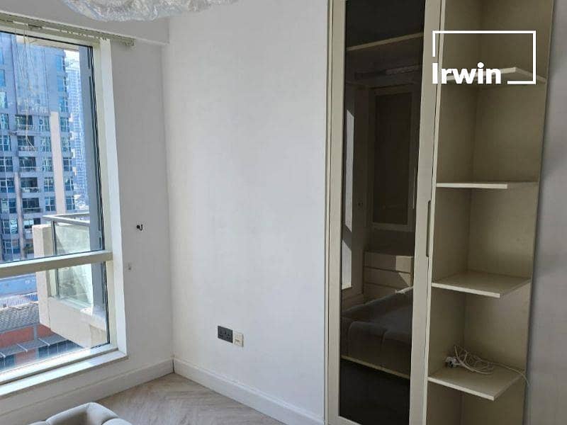 Fully Upgraded | Chic | Prime Location - Image 7