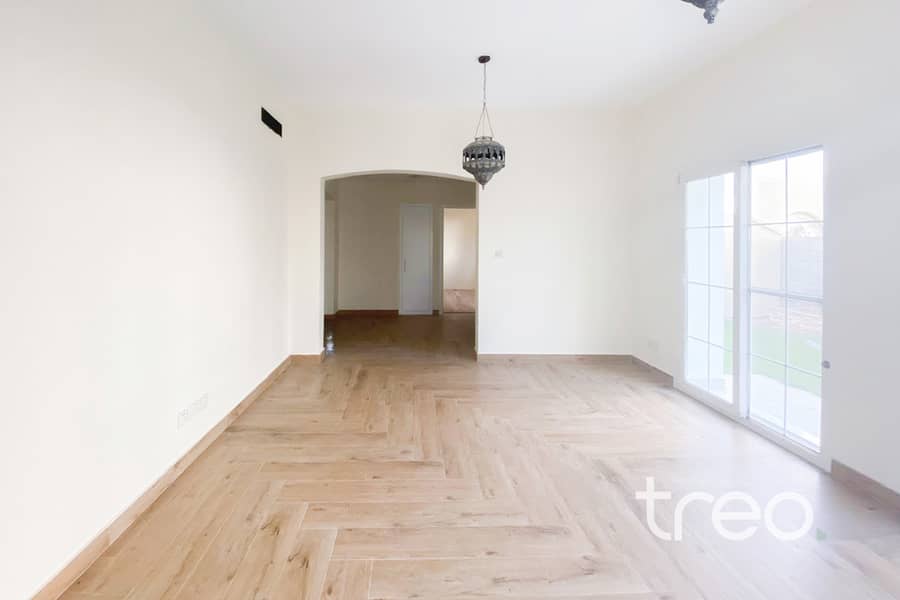 Fully Upgraded | Vacant | Pool Facing - Image 6