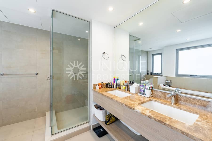 Exclusive | Private Pool | Rented | Near Amenities - Image 24