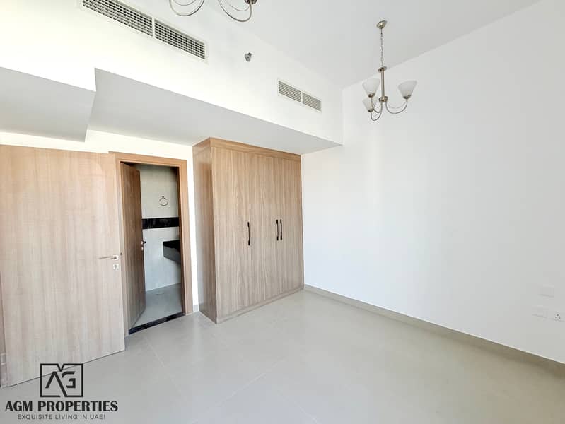 Brand New luxury 1BHK in family Building - Image 11