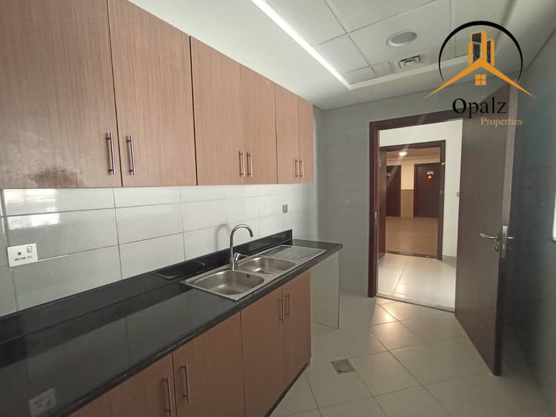 Exclusive Offer! 1 Bedroom Apartment | Family Building | Excellent Location - Image 6
