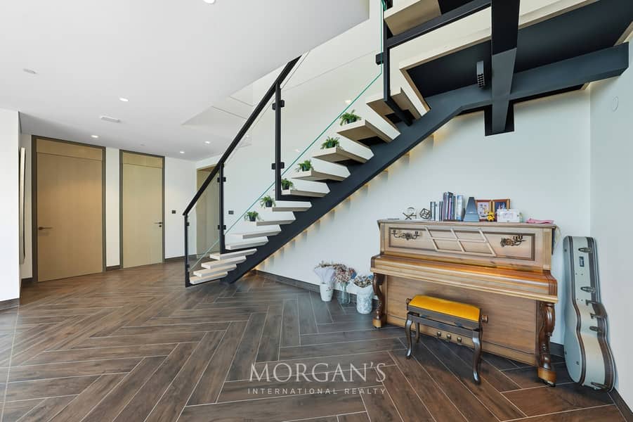 Spacious 2 BR Duplex | High Floor | Furnished - Image 10