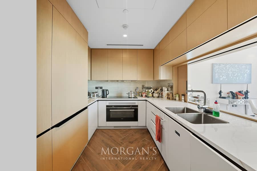 Spacious 2 BR Duplex | High Floor | Furnished - Image 11