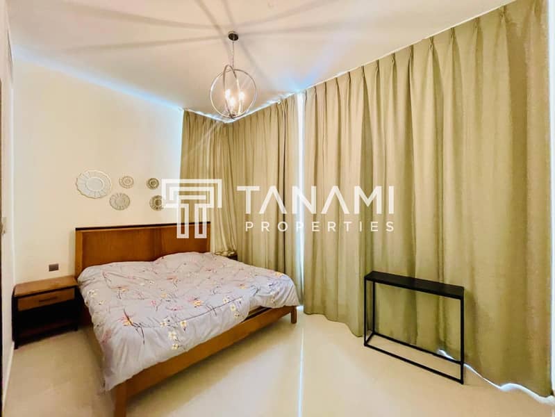 FURNISHED | 3 BED + MAIDS | CORNER UNIT