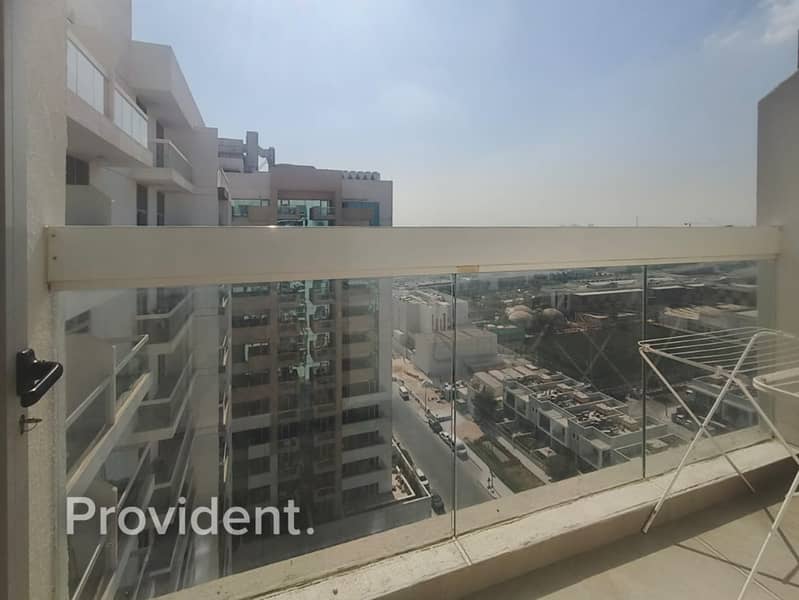 Chiller Free | Pool View| Slightly Negotiable