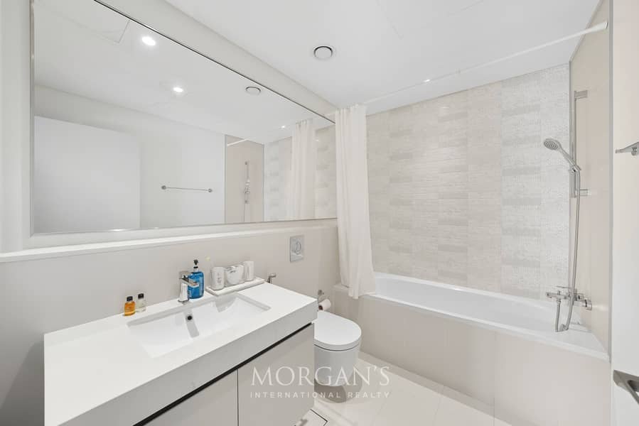 Full Sea View | Upgraded Unit | Furnished - Image 17