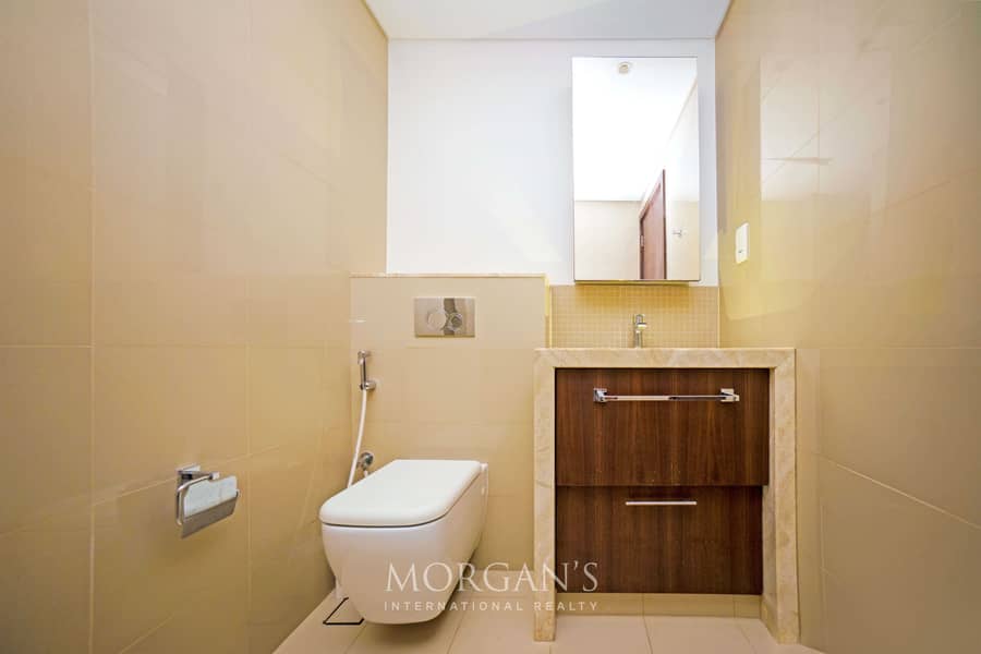 3 BR PLUS MAIDS | HIGH FLOOR | FULL BURJ VIEW - Image 15