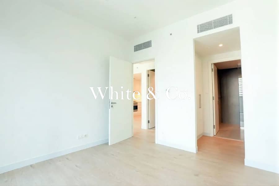 Upgraded | Vacant Now | Dubai Mall Access - Image 9