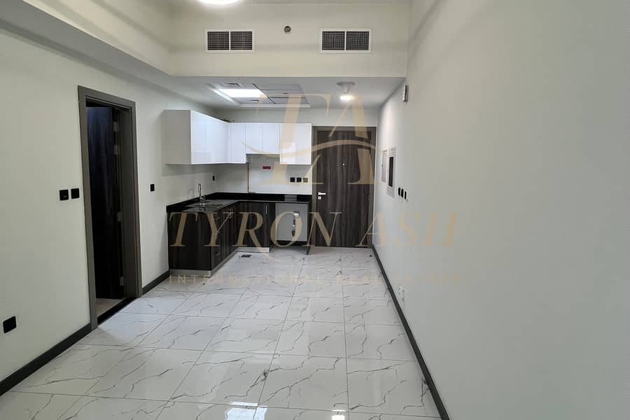 BRAND NEW | VACANT | PRIME LOCATION