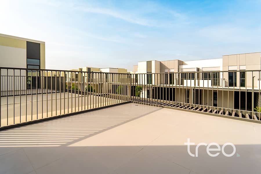 Close to Ammenities | Spacious | Unfurnished - Image 9