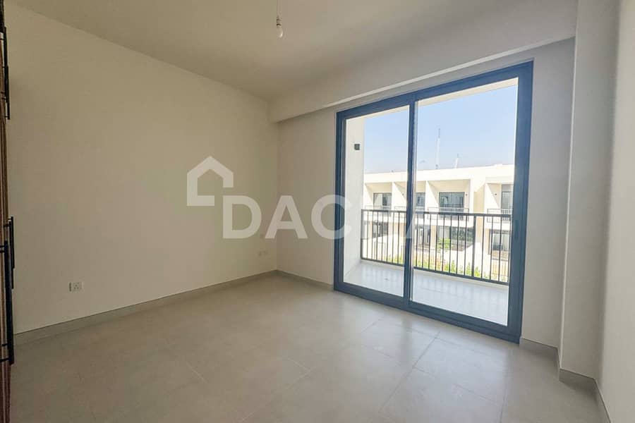 Green Belt | Close to Pool | VOT - Image 8