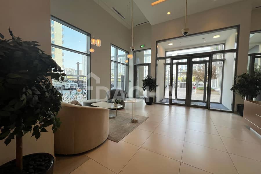 Upgraded | Prime Location | City Balcony Views - Image 10