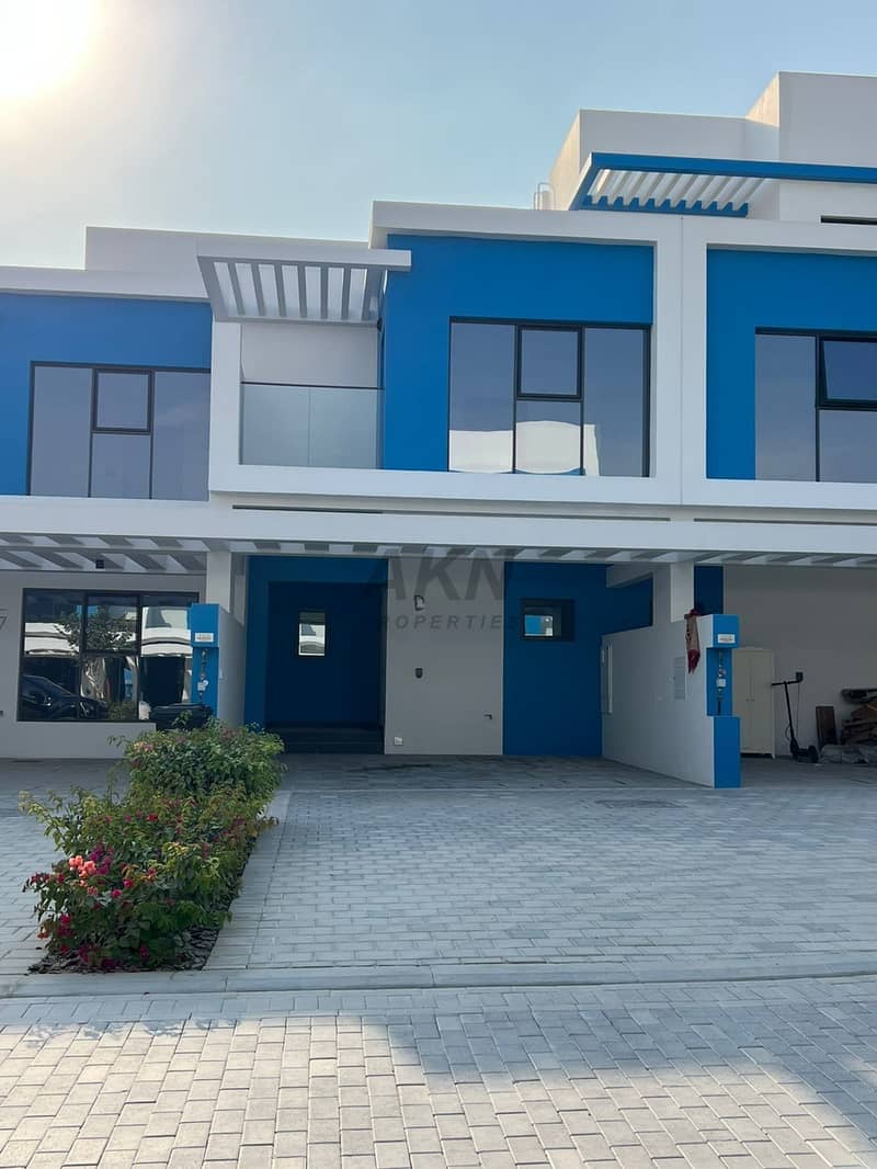 Spacious 3 bhk +Maid | Brand new | Vacant