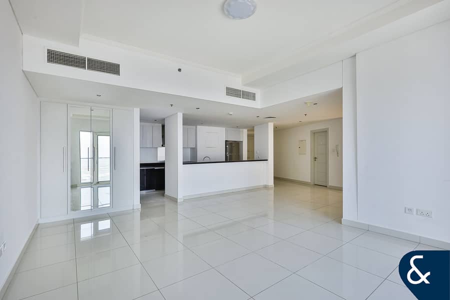 PRICED TO SELL - VACANT - FULL SEA VIEW