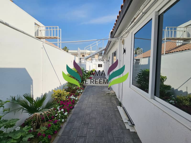 Renovated | Mature Garden | 3 Bed +Maid | Jumeirah 3