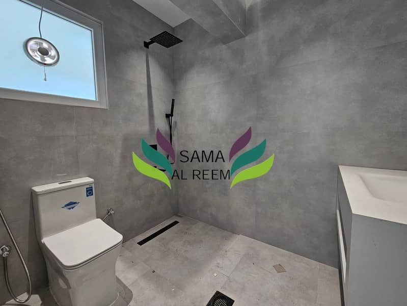 Renovated | Mature Garden | 3 Bed +Maid | Jumeirah 3 - Image 15