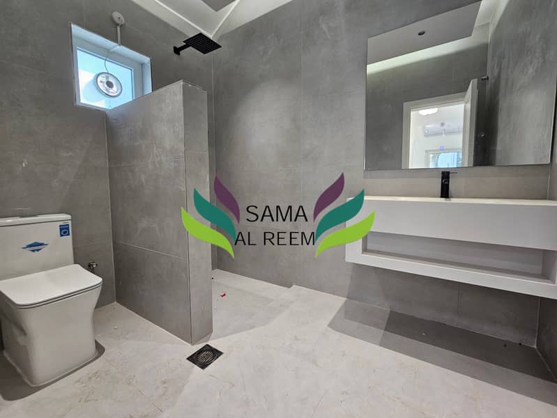 Renovated | Mature Garden | 3 Bed +Maid | Jumeirah 3 - Image 18