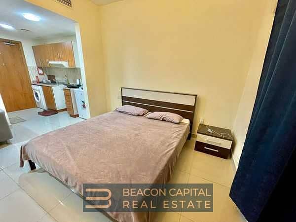 Very Well Maintained | High Floor | Lake View - Image 6