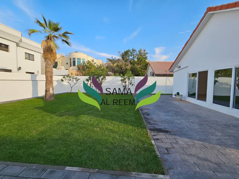 Renovated | Mature Garden | 3 Bed +Maid | Jumeirah 3