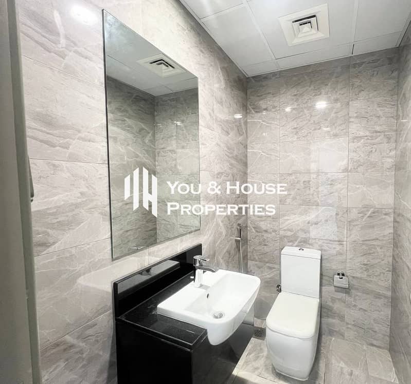 Modern Finishing 2 Bed I Bright & Stylish Layout I Great Location