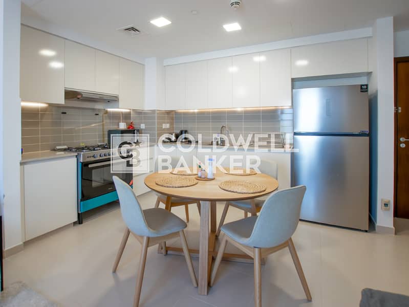 Best Community | Prime Location | Fully Furnished - Image 11