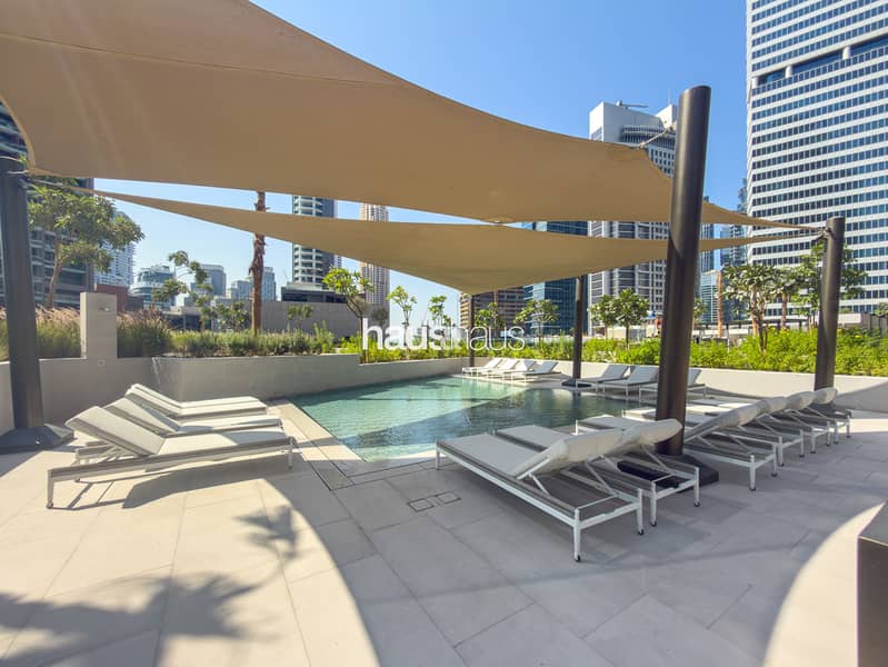 Elegant Canal-Facing Studio | Newly Furnished - Image 20