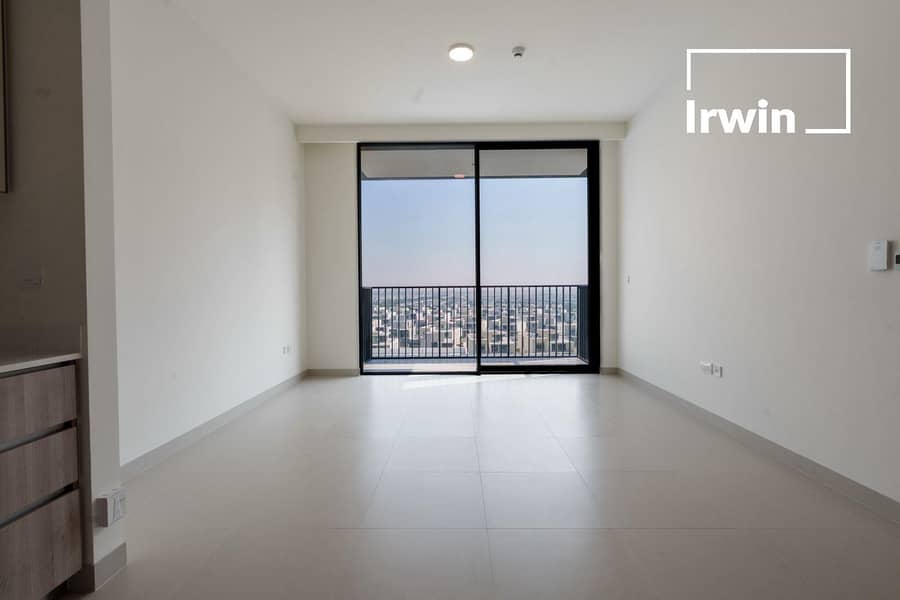 Pool view | Corner unit | Villas view.