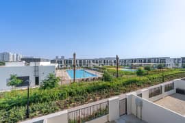 Vastu | Pool & Park | Motivated Seller