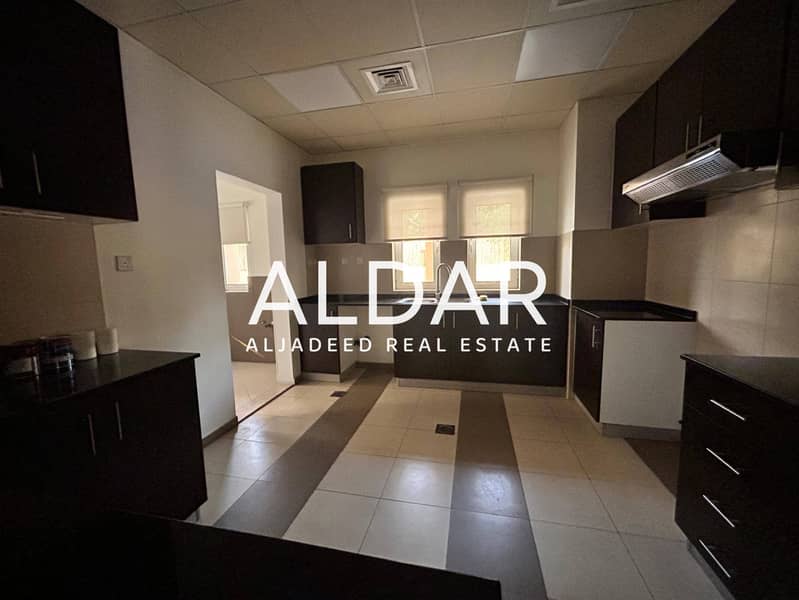 Vacant |Family Community |Private Pool |Maid Room - Image 16