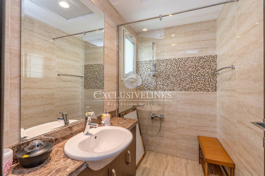 Vacant on Transfer | Close to Plaza and Pool - Image 17