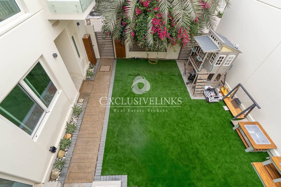 Vacant on Transfer | Close to Plaza and Pool - Image 23