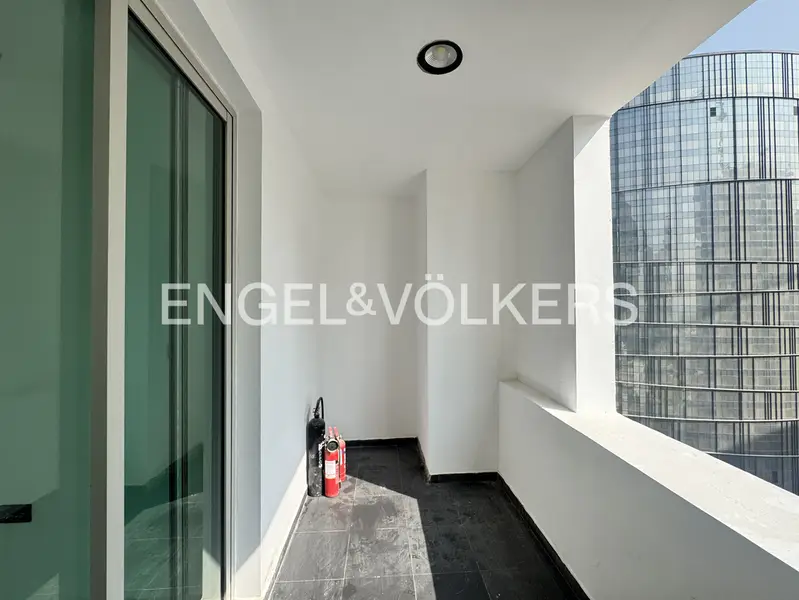 Prime Location | Available | 4 Cheques