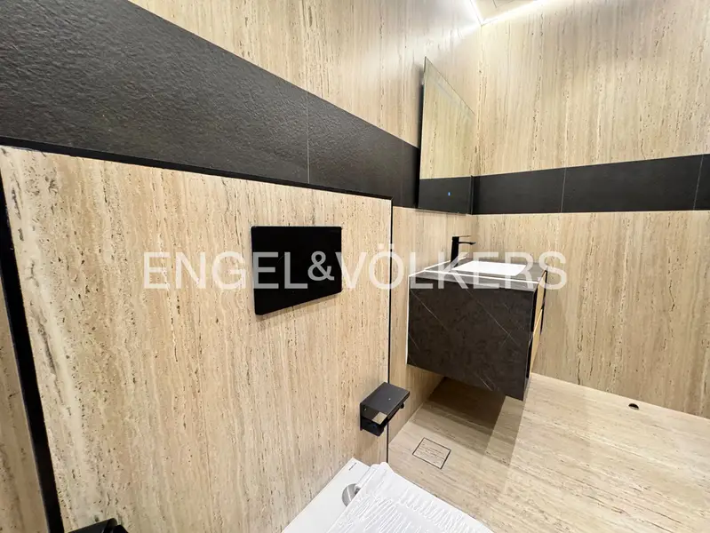 Prime Location | Available | 4 Cheques